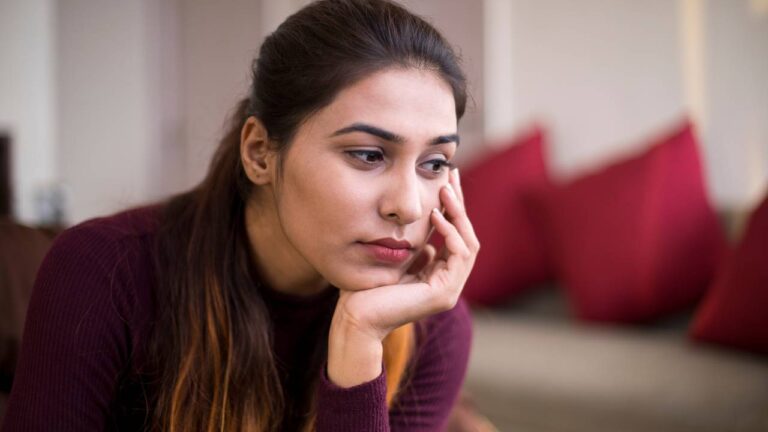 Depressão não é só Tristeza: Sinais Silenciosos que Costumam ser Ignorados